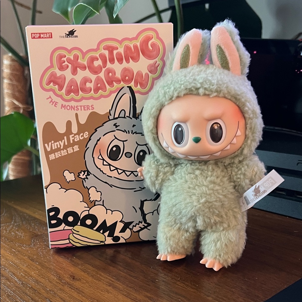 Pop Mart Labubu Green Grape (Exciting Macaron)